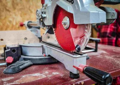 Kapp- & Gehrungssäge Metabo KGS 216M